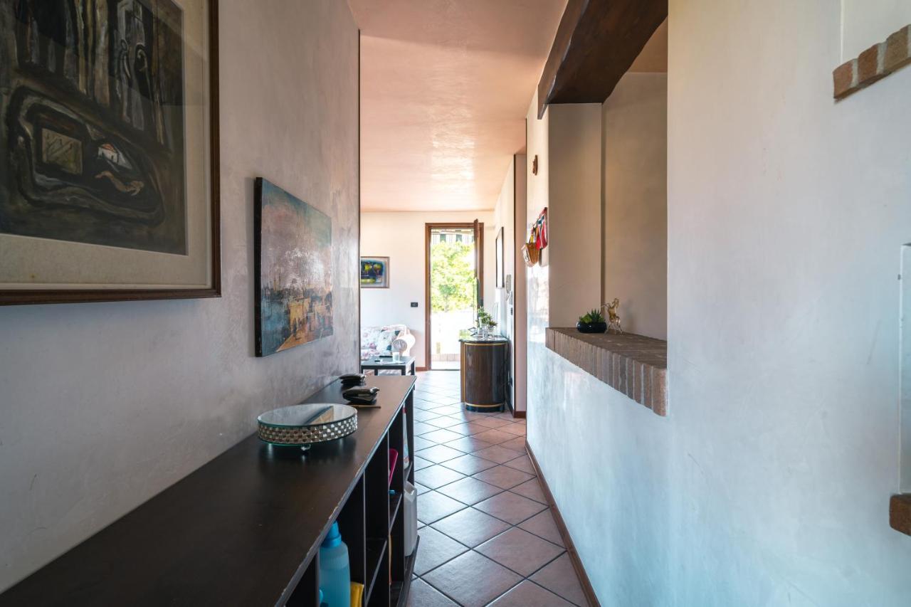 Te Vojo Ben -Furnished Flat- Apartman Santa Maria Di Sala Kültér fotó