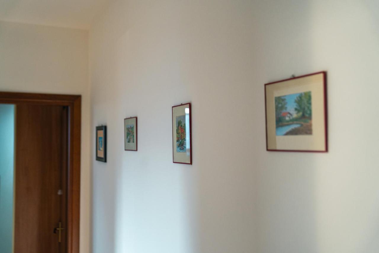 Te Vojo Ben -Furnished Flat- Apartman Santa Maria Di Sala Kültér fotó